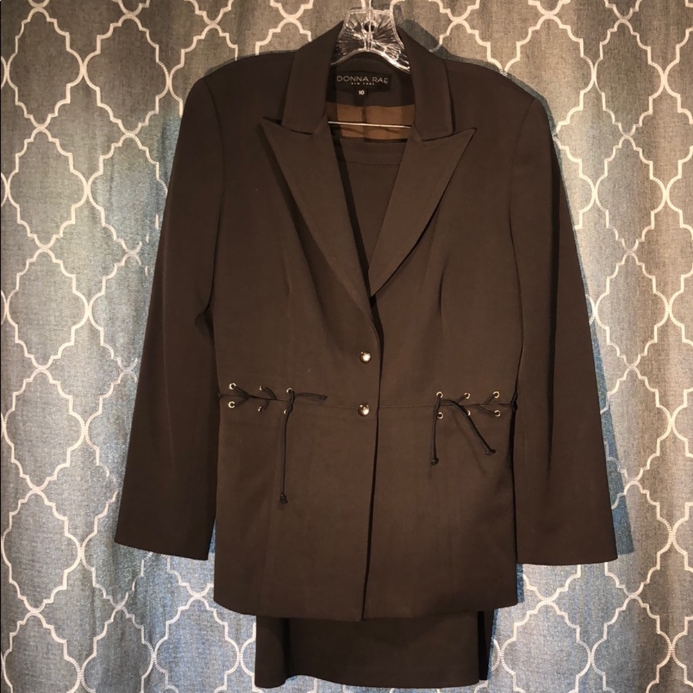 Donna Rae | vintage skirt suit